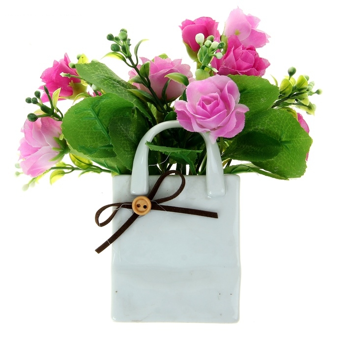 Композиция в сумочке розы 15*7 см