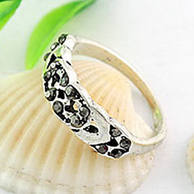Серебряное кольцо