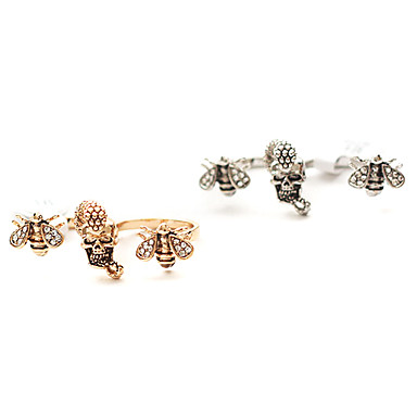 Урожай Rhinestone e двойного кольца черепа (случайный цвет)