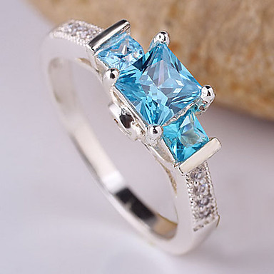 0,925 Серебряное кольцо для женщин квадратной формы 3-Stone Цирконий