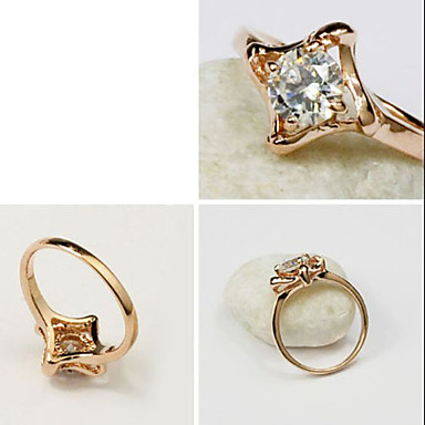 Сладостных Женские Прозрачные Rhinestone Кольца (золото) (1 шт)