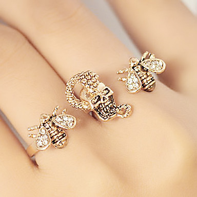 Урожай Rhinestone e двойного кольца черепа (случайный цвет)