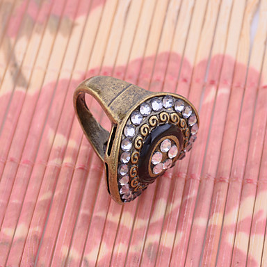 Lureme Vintage Круглые кристаллы Кольцо