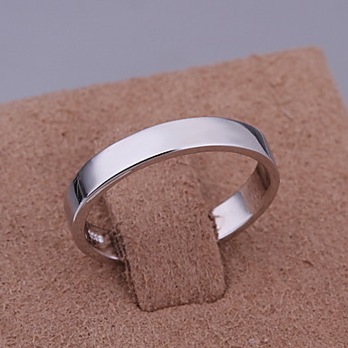 Серебряное сердце женского способа кольца Серебряное кольцо