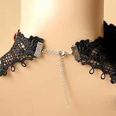 Вязание цветов и красного смола Gem Black Lace ожерелье