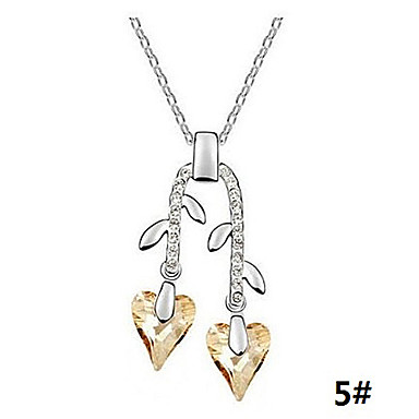 С бриллиантами отделения Heart-Shaped Crystal ожерелье