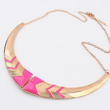 Корейской моде многослойные ожерелья