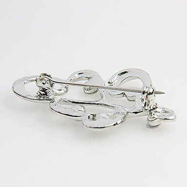 Полые листьев Rhinestone инкрустированные Броши (Random Color)