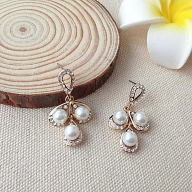 Мода Pearl White сплава серьги