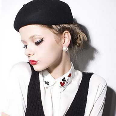 Позолоченный сплав Акриловые Poker сердце шаблон Брошь