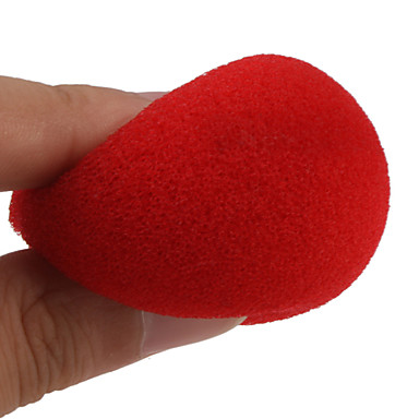 красный клоунский нос весело