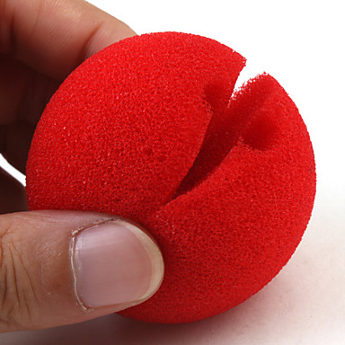 красный клоунский нос весело